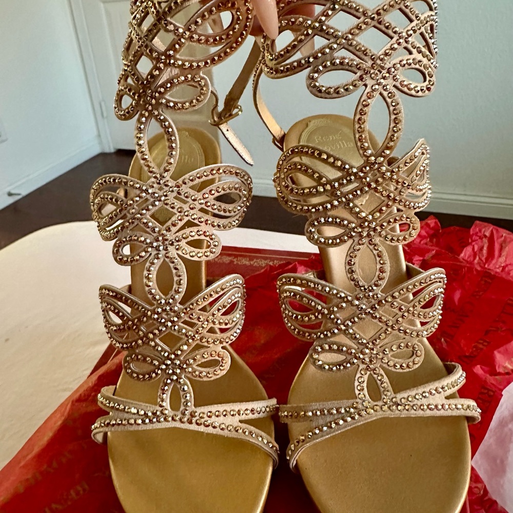 Brand new Rene Caovilla Gold sandals